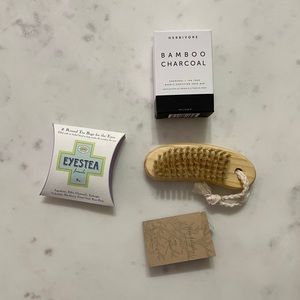 NWT Herbivore + other bundle